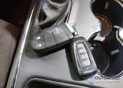 2018 Dodge Durango Sxt Awd из США, поврежденный, VIN 1C4RDJAG0JC463012